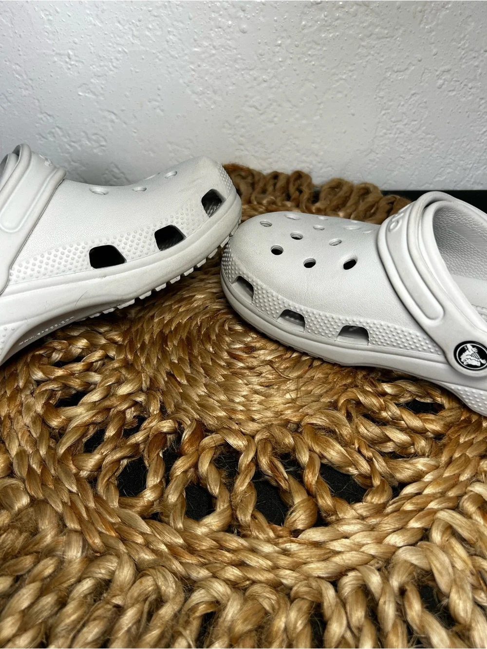 Crocs Kids Classic Clog in Light Gray